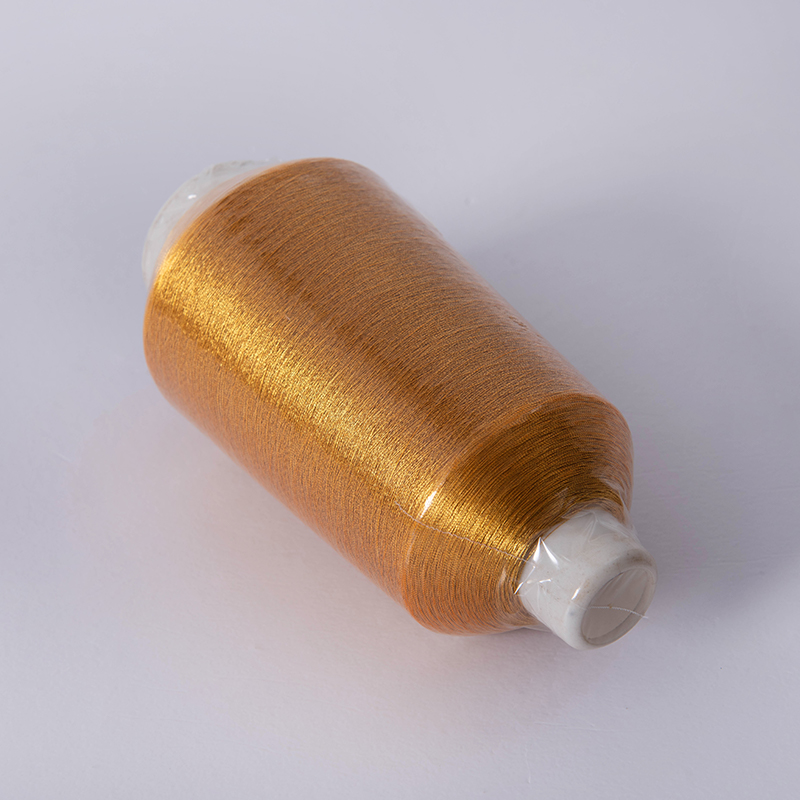 Cén difríocht atá idir snáithe bróidnéireachta miotail agus snáithe bróidnéireachta caighdeánach?