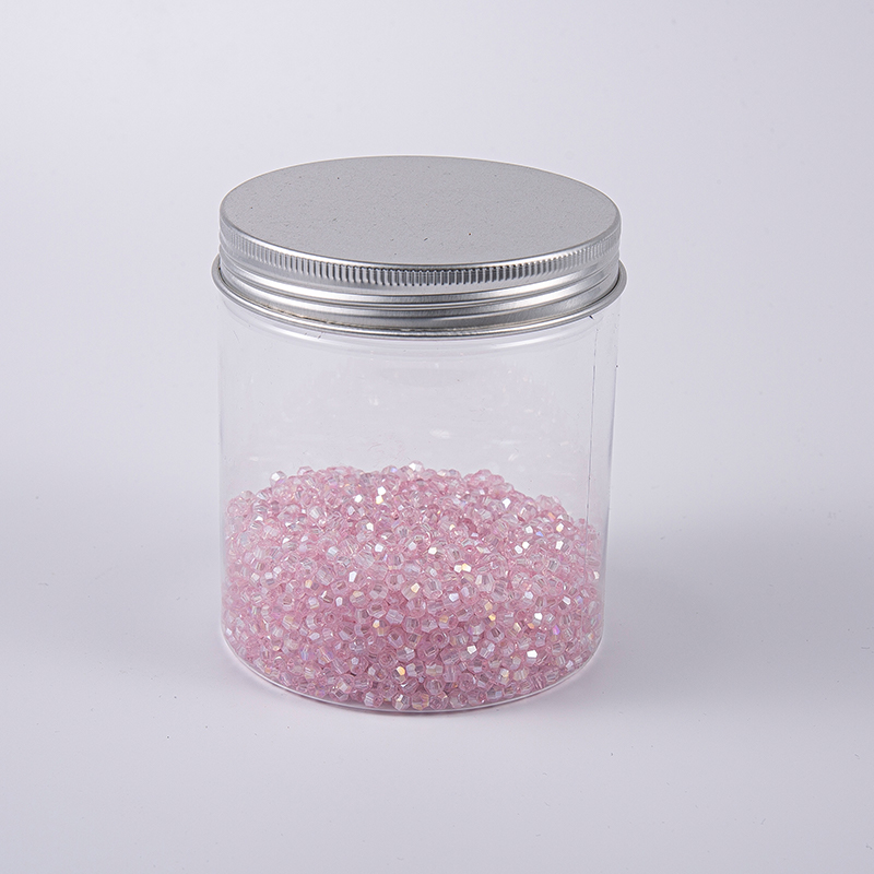Coirníní gloine bróidnéireachta 3.0mm bándearg polyhedron bándearg